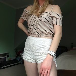 KENDALL&KYLIE White shorts